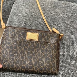 Calvin Klein Crossbody